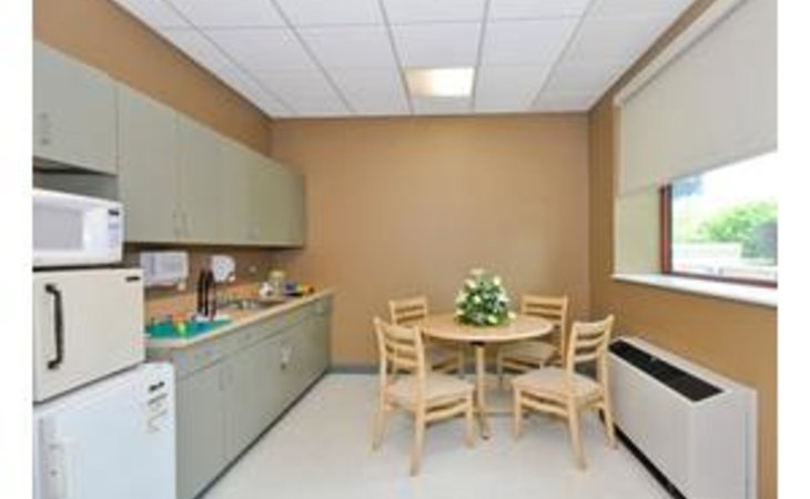 rebekah-rehab-and-extended-care-center-10462-11436_3