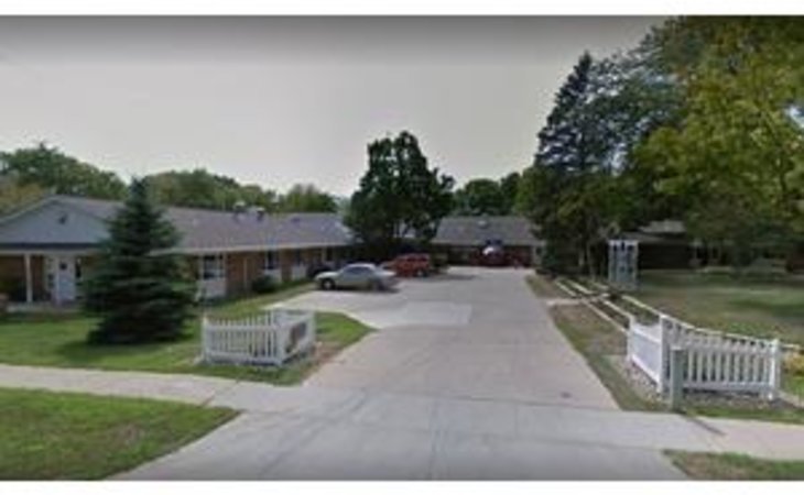 linn-manor-care-center-52302-11728_3