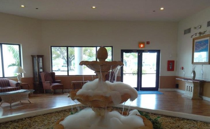 livewell-at-coral-plaza-33063-1173361_2
