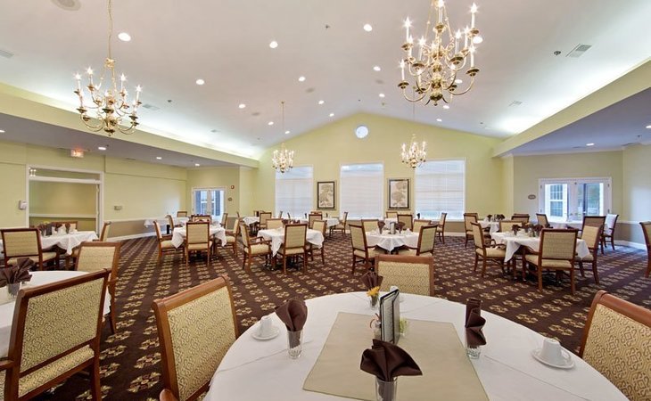 downriver-estates-senior-living-48183-1173428_4