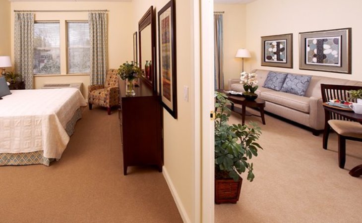 the-bristal-assisted-living-at-north-woodmere-11581-1173613_6