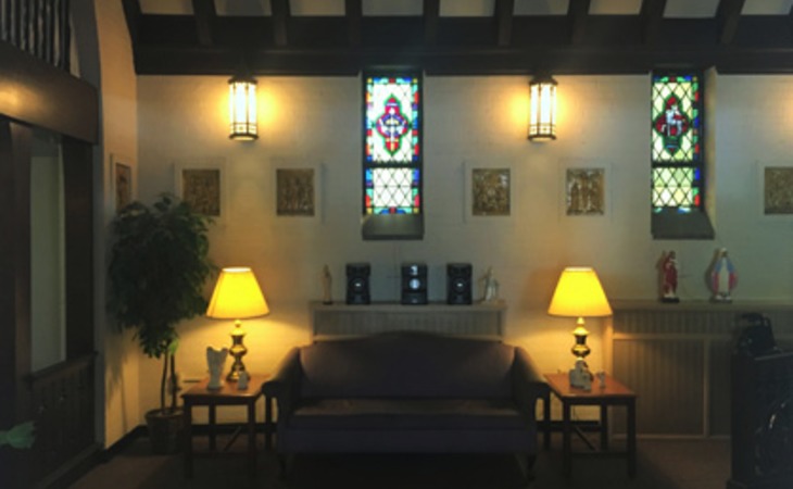 st-mary-s-courtyard-15215