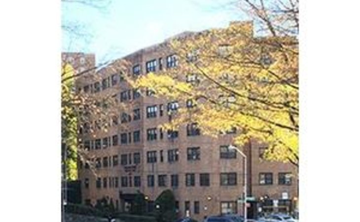 fieldston-lodge-care-center-10463-1174152_2