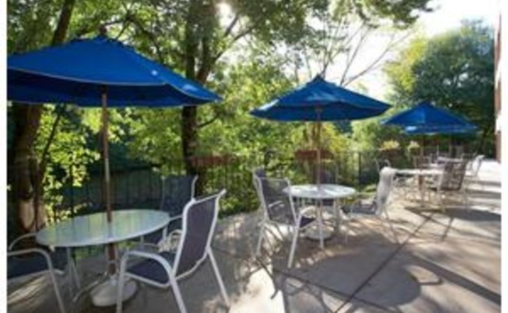 west-hartford-health-rehabilitation-center-06107-1174617_9