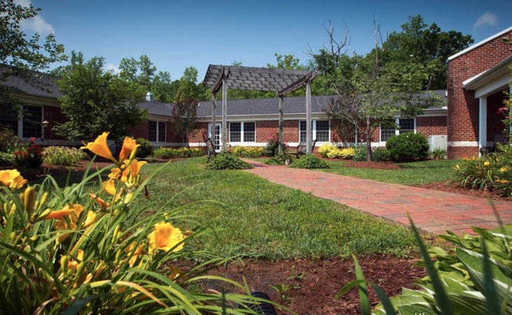cambridge-hills-assisted-living-27574