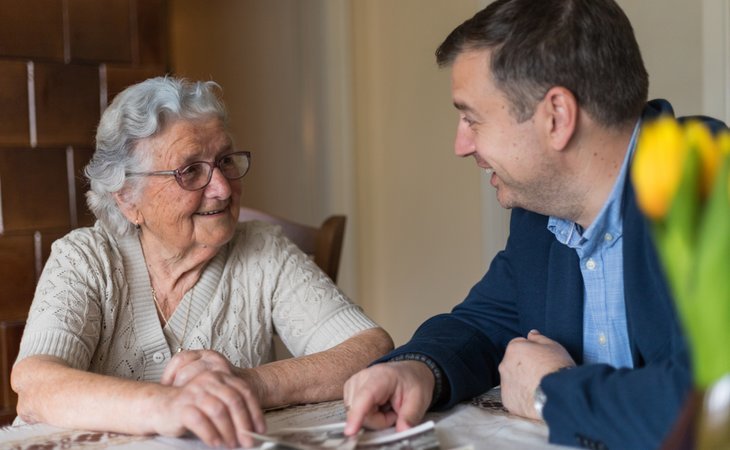 senior-helpers-of-salem-97302-1175812_3
