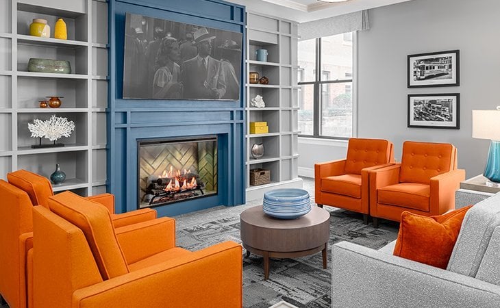 holiday-maplewood-place-02148