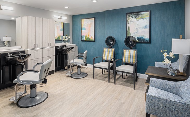 holiday-maplewood-place-02148-1176217_5