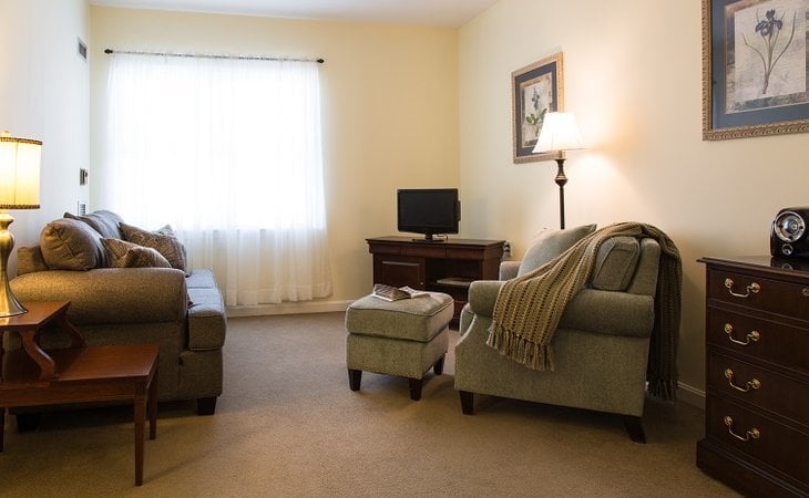 traditions-of-dedham-02026-1176234_4