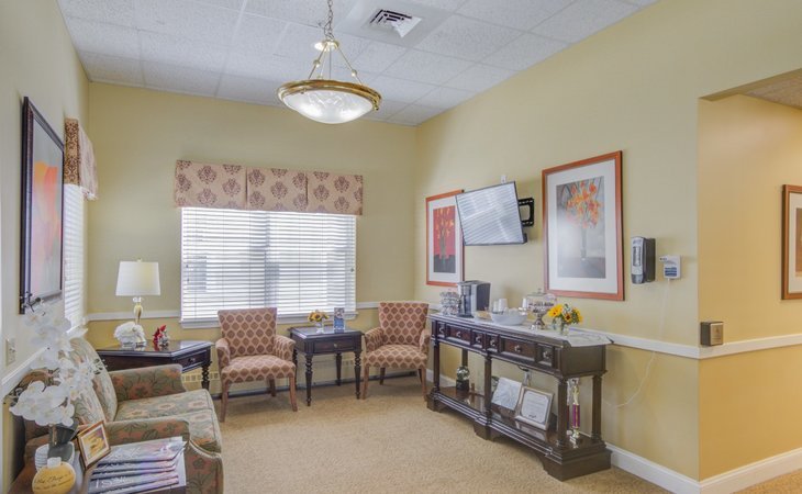 the-atrium-at-cardinal-drive-01001-1176289_5