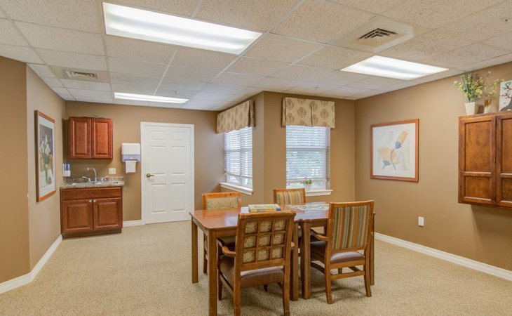 the-atrium-at-cardinal-drive-01001-1176289_6