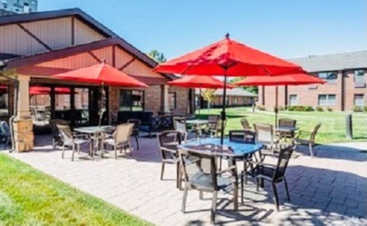garden-plaza-of-valley-view-83704-1176369_6