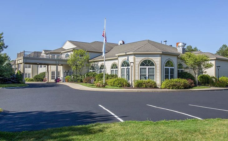 benchmark-senior-living-at-plymouth-crossings-02360-1176401_2
