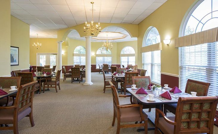 benchmark-senior-living-at-shrewsbury-crossings-01545-1176402_4