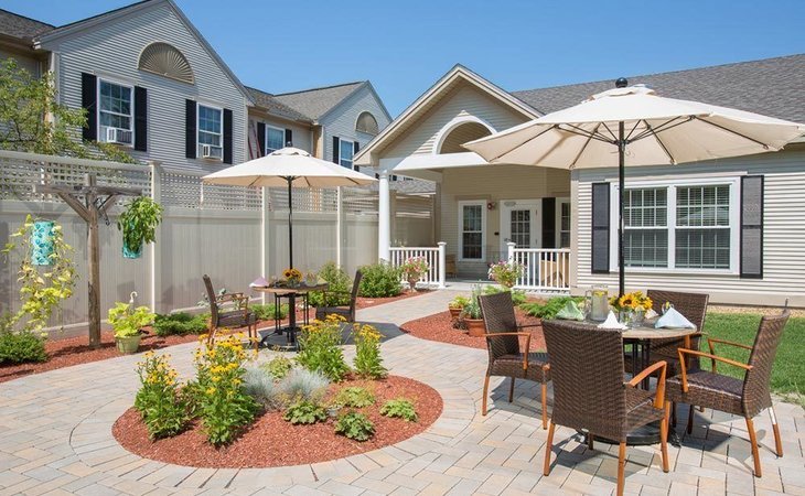 benchmark-senior-living-at-nashua-crossings-03062-1176417_3