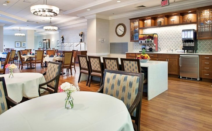 brighton-gardens-of-friendship-heights-20815-1176490_2