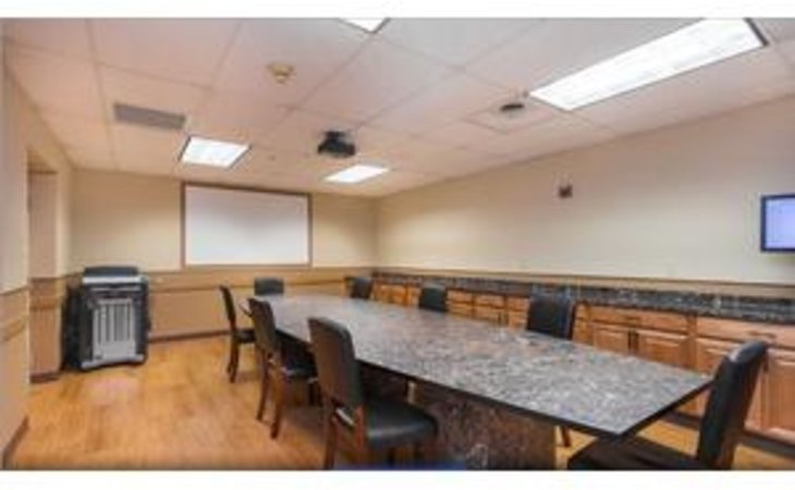 la-estancia-nursing-and-rehabilitation-center-85048-1177526_12