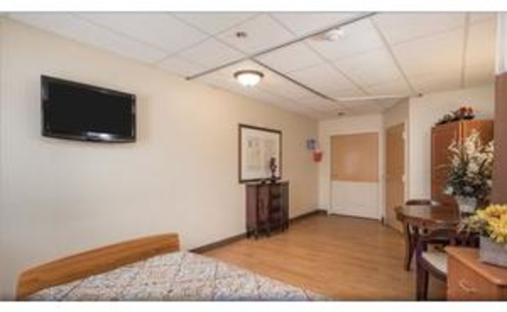 la-estancia-nursing-and-rehabilitation-center-85048-1177526_7