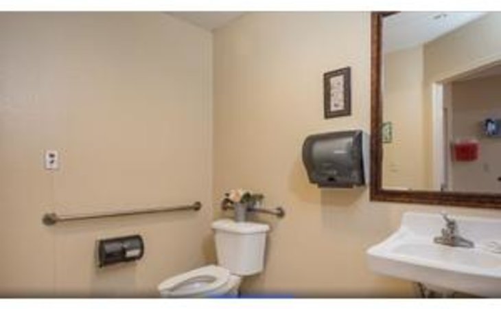la-estancia-nursing-and-rehabilitation-center-85048-1177526_9