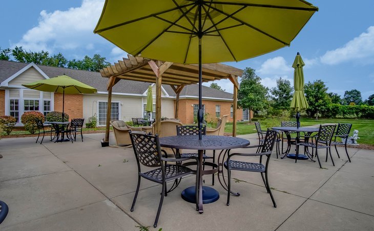 grandhaven-living-center-48911-1177733_3