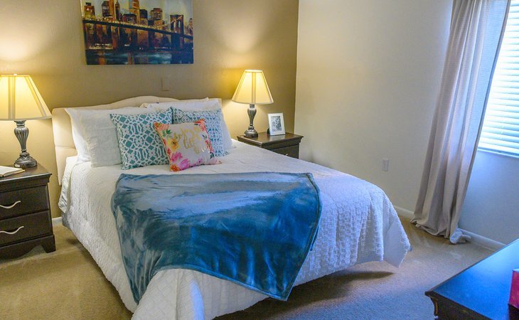 holiday-the-atrium-at-gainesville-32606-1201500_6