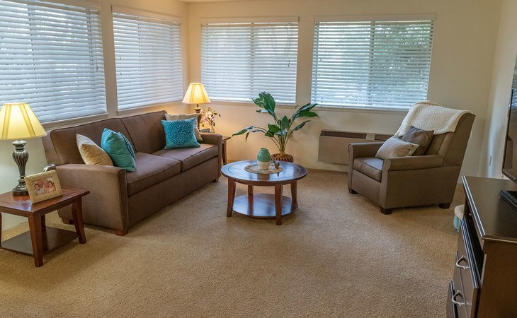 holiday-columbus-estates-93306-1201541_5