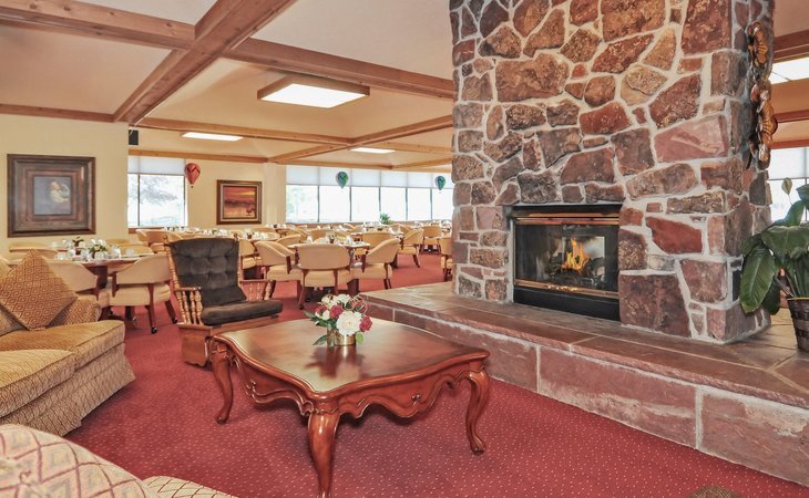 holiday-the-courtyard-at-lakewood-80215-1201546_2