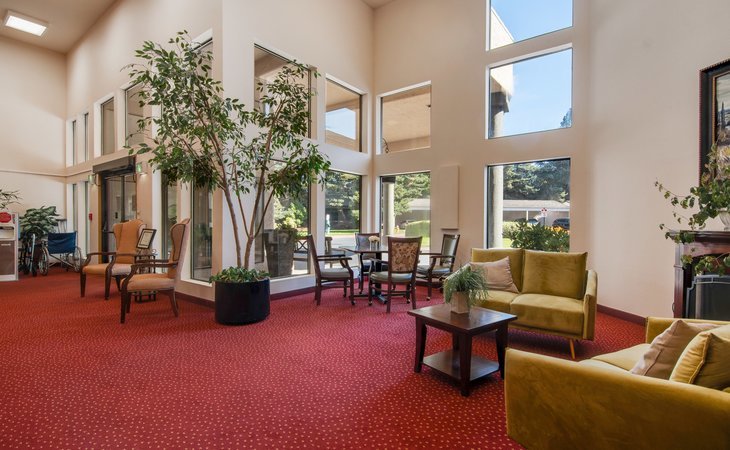 holiday-gresham-manor-97080-1201592_3