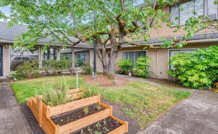 kamlu-vancouver-senior-living-98664-1201617_2