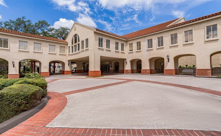 holiday-madison-estates-78240
