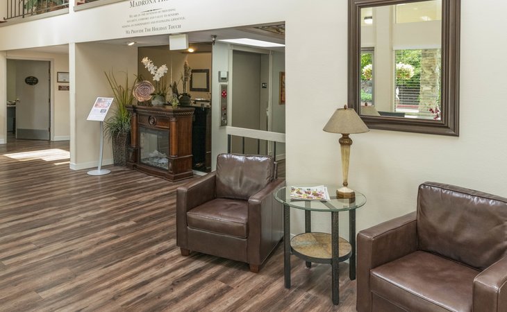 holiday-madrona-hills-97302-1201637_3