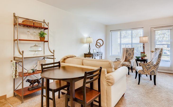 holiday-the-manor-at-steeplechase-37067-1201640_6