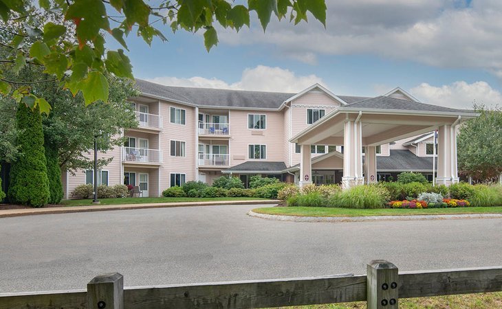 holiday-maple-suites-03820-1201642_4