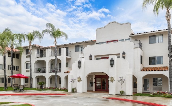 holiday-mission-commons-92373