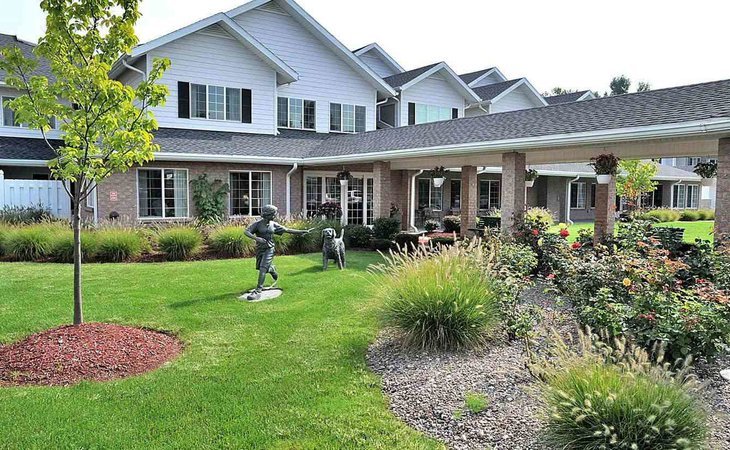 solstice-senior-living-at-east-amherst-14051
