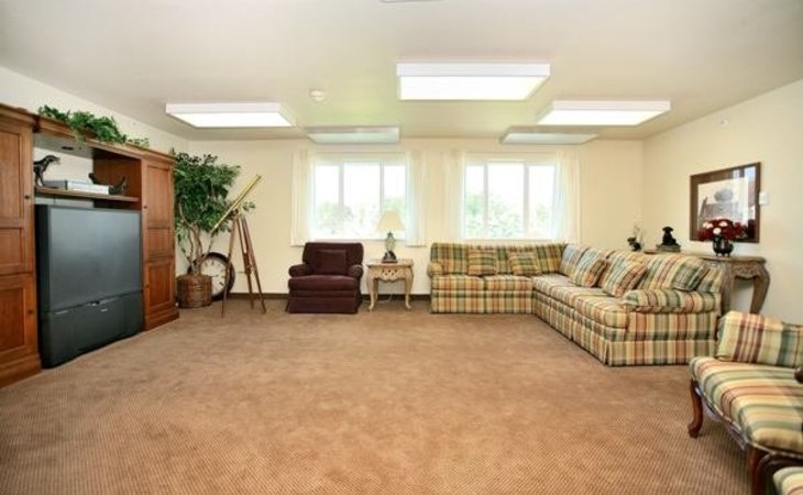holiday-parkside-court-47203-1201670_4