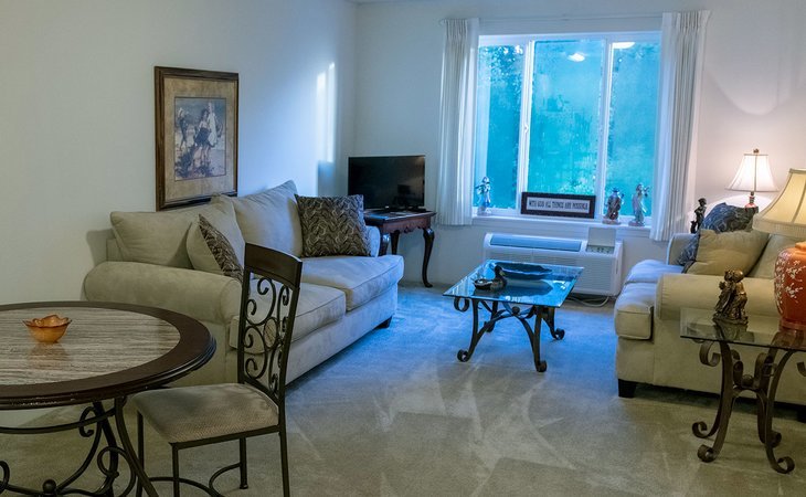 holiday-pinecrest-28601-1201676_8