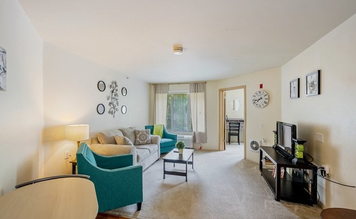 holiday-pinegate-31210-1201677_5