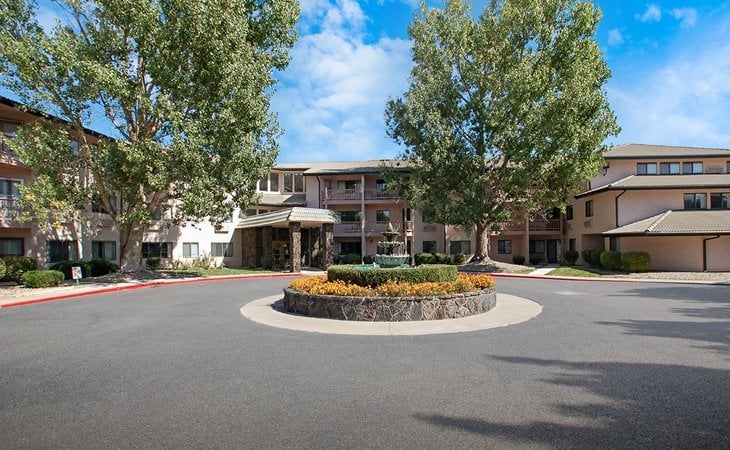 holiday-pueblo-regent-81005