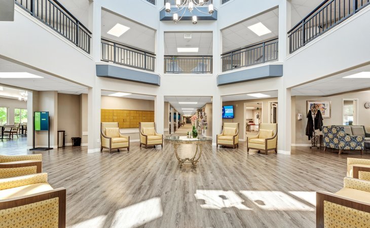 holiday-quincy-place-80237-1201686_3