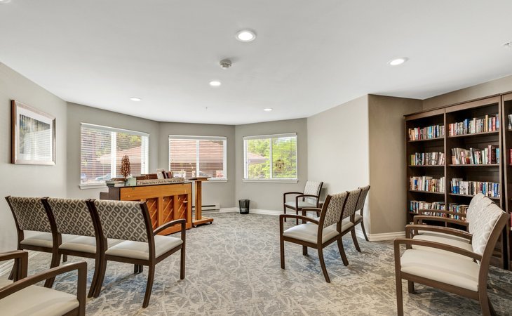 holiday-quincy-place-80237-1201686_4
