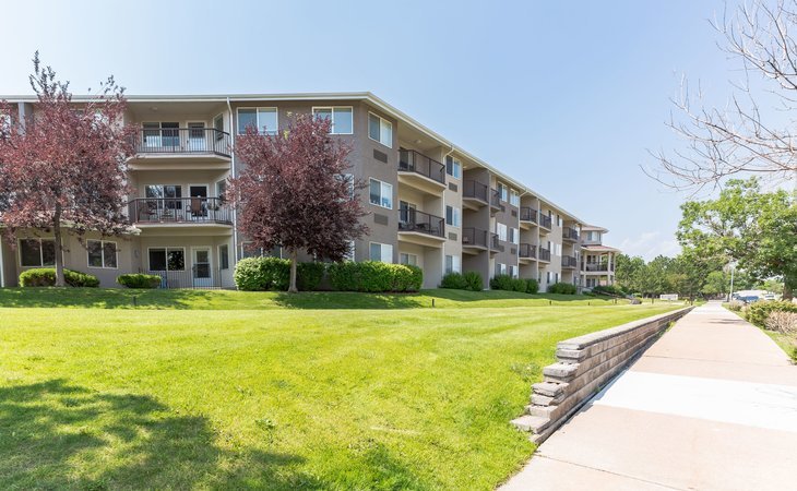 holiday-quincy-place-80237-1201686_7