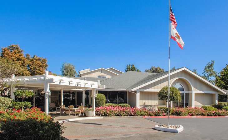 holiday-the-springs-of-napa-94558-1201719_1