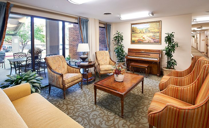 senior-star-at-woodland-terrace-74133-1202180_9