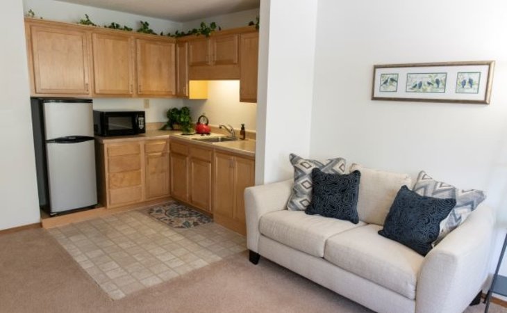 holiday-forsyth-court-27106-1202303_4