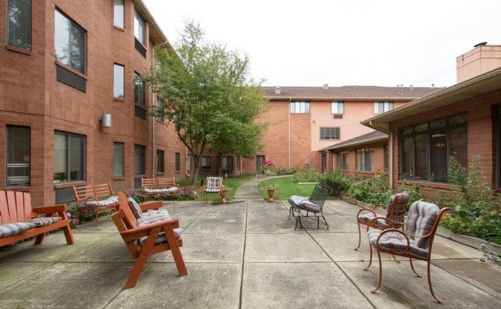 independence-village-of-east-lansing-48823-1202364_5