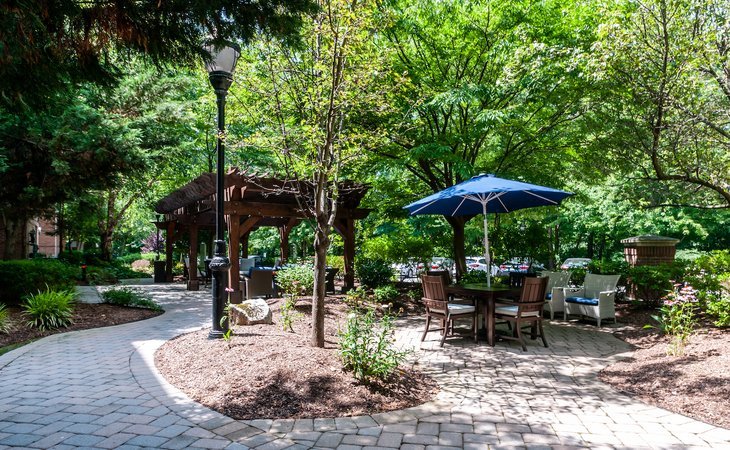 arbor-terrace-teaneck-07666-1202384_2