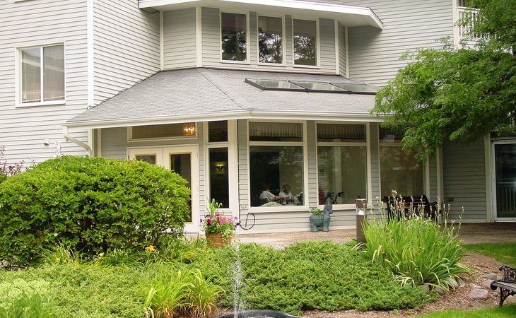 laurel-oaks-senior-living-53209