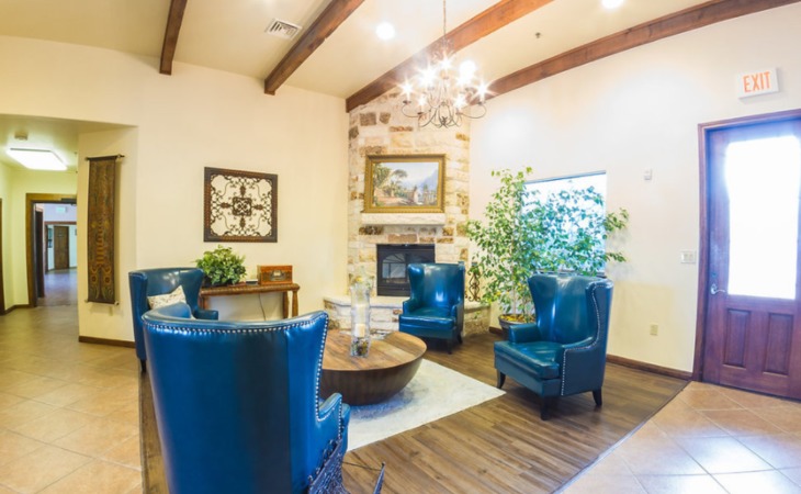 rocky-hollow-lake-house-78633-1203589_5