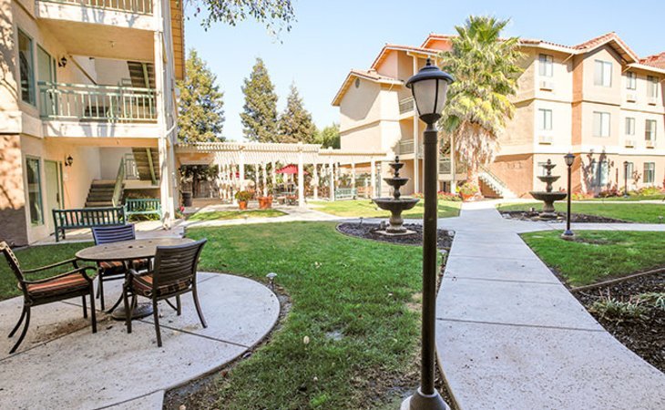brookdale-tracy-95376-1203775_13